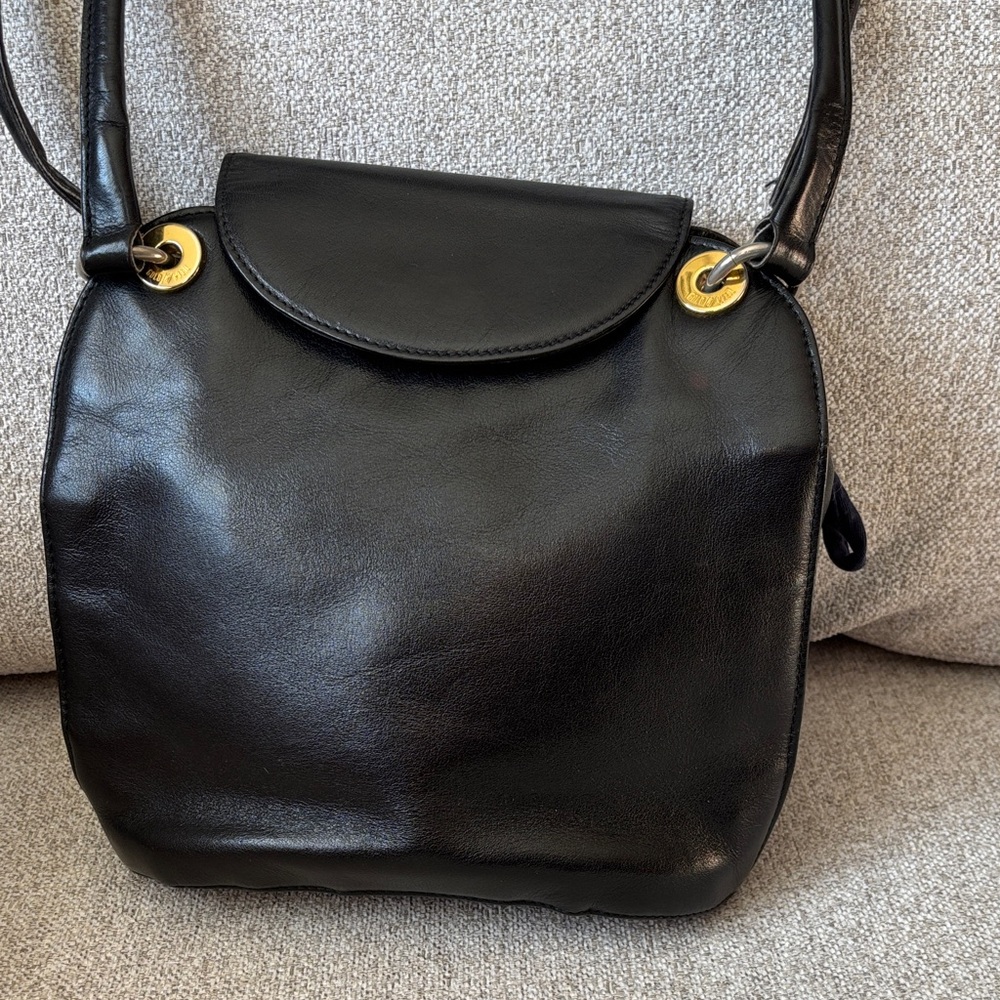 Gold Pfeil vintage black leather shoulder bag